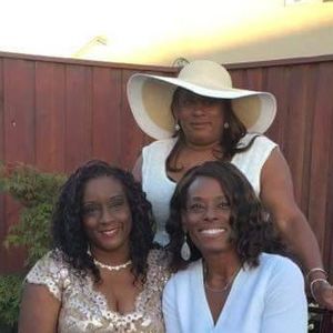 Meet your Posher, Felicia